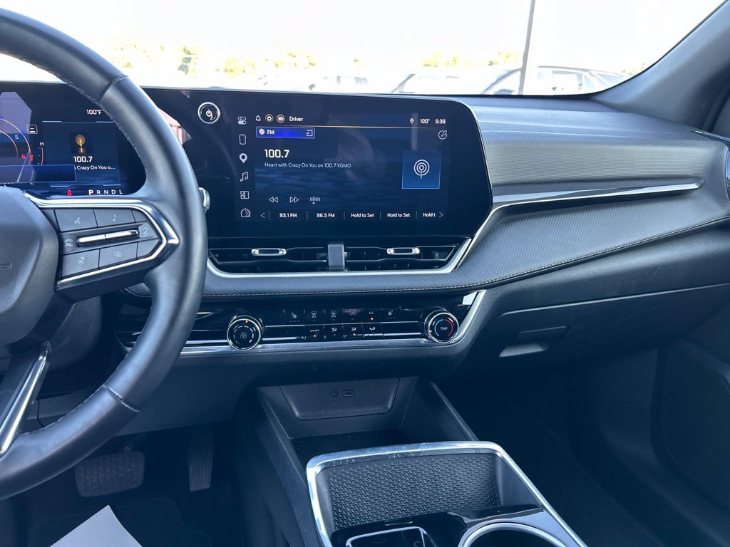 Used 2025 Chevrolet Equinox LT AWD/4WD image 20