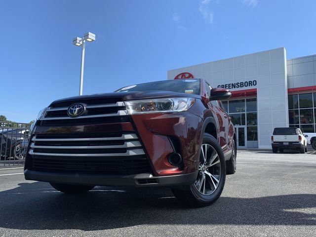Certified 2019 Toyota Highlander LE AWD/4WD video 1