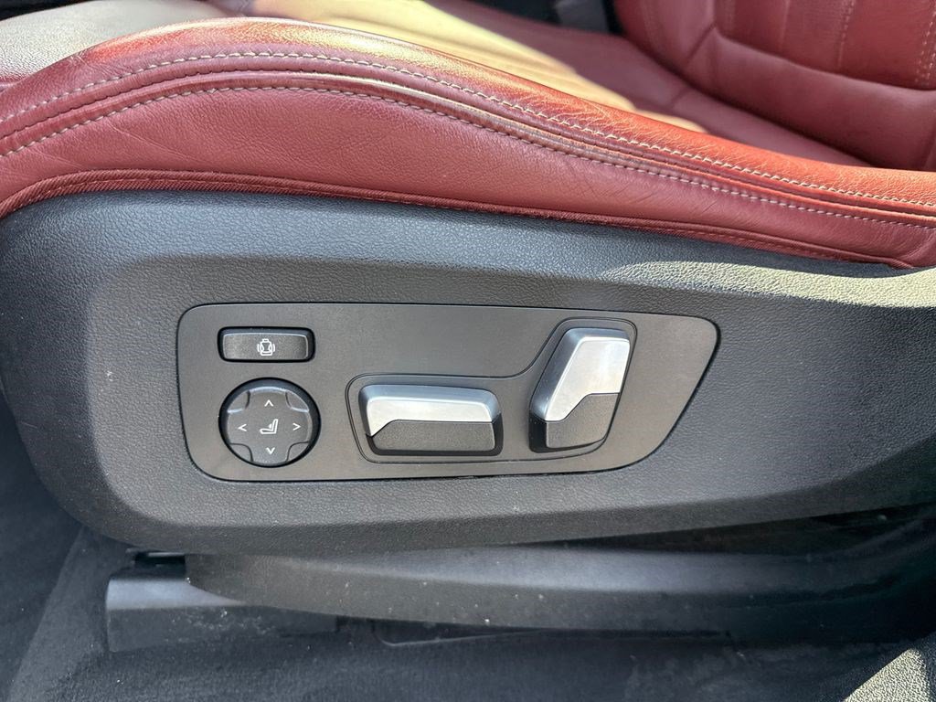 Used 2021 BMW X6 sDrive40i w/ Premium Package 2 RWD image 18