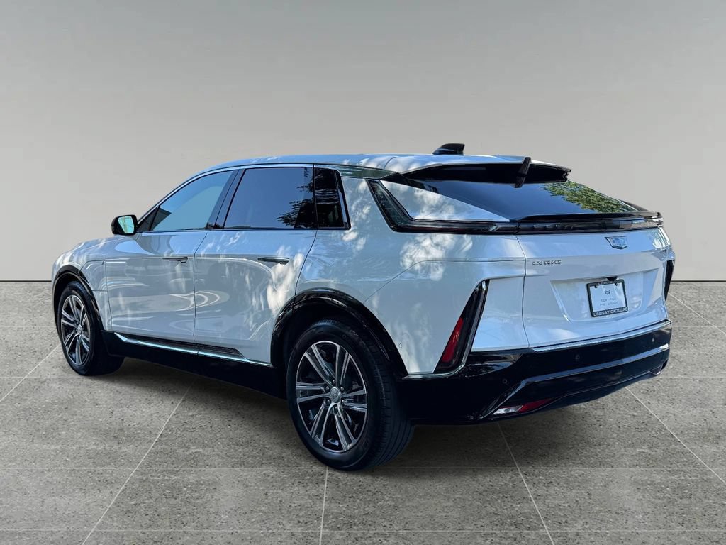 Used 2024 Cadillac Lyriq Luxury RWD image 12