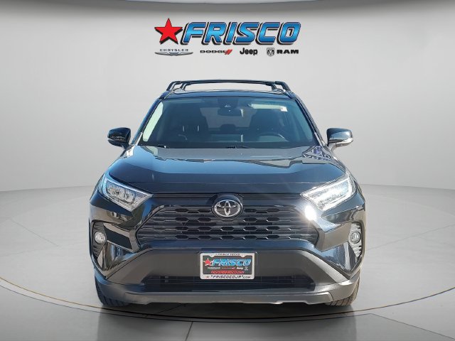 Used 2019 Toyota RAV4 XLE Premium FWD image 8