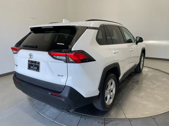 Used 2021 Toyota RAV4 XLE FWD image 31