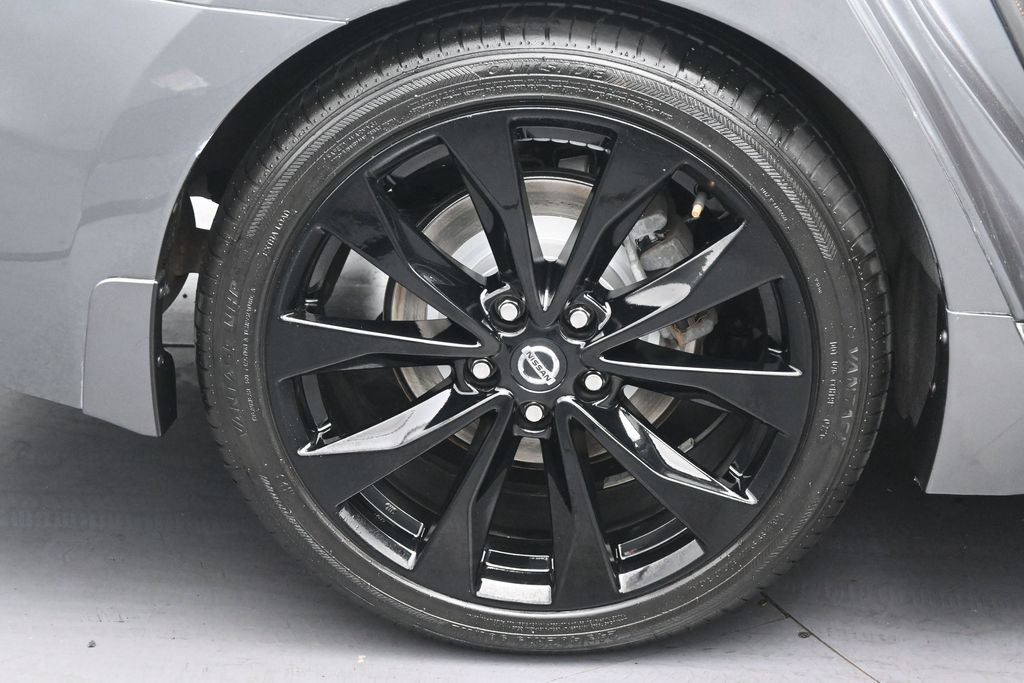 Used 2020 Nissan Maxima SR w/ Illumination Package FWD image 37