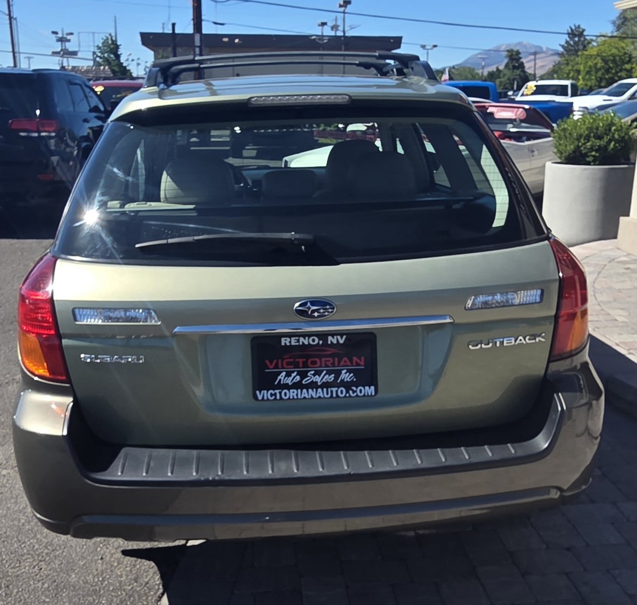 Used 2005 Subaru Outback 2.5i Limited AWD/4WD image 6
