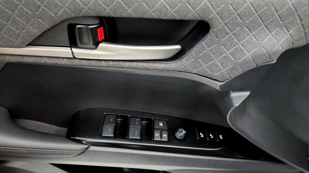 Certified 2025 Toyota Camry XLE w/ Premium Plus Package AWD/4WD image 32