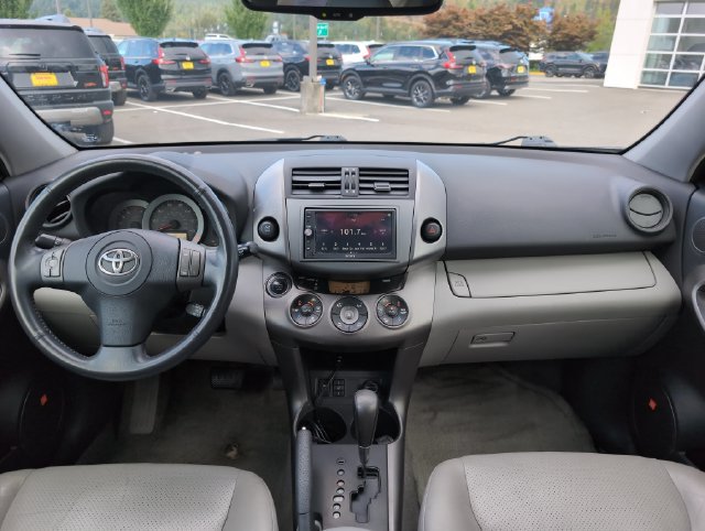 Used 2011 Toyota RAV4 Limited w/ Limited Extra Value Pkg AWD/4WD image 13