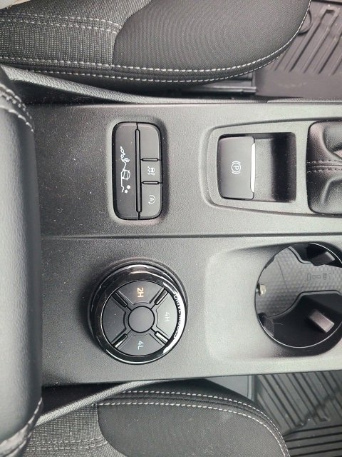 Used 2024 Ford Ranger XLT w/ FX4 Off-Road Package image 27