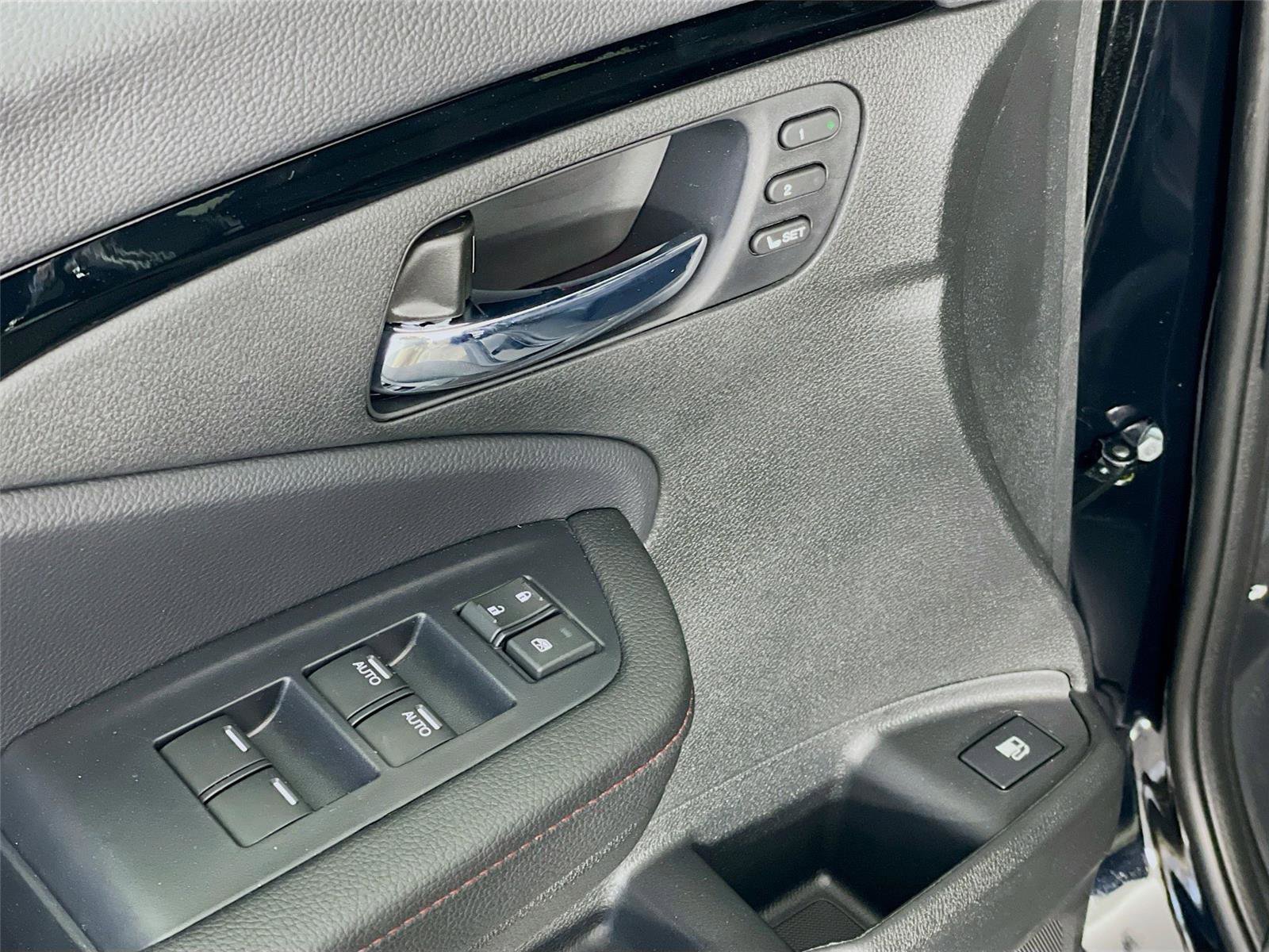 New 2026 Honda Ridgeline Black Edition image 19