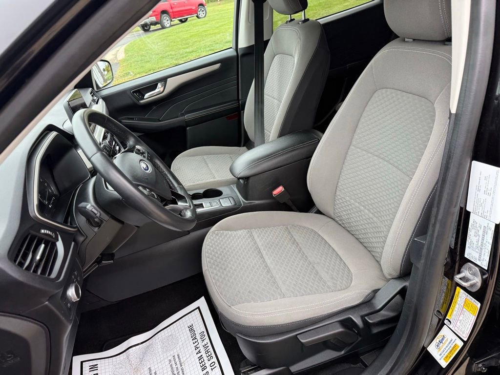 Certified 2021 Ford Escape SE w/ Cold Weather Package image 20