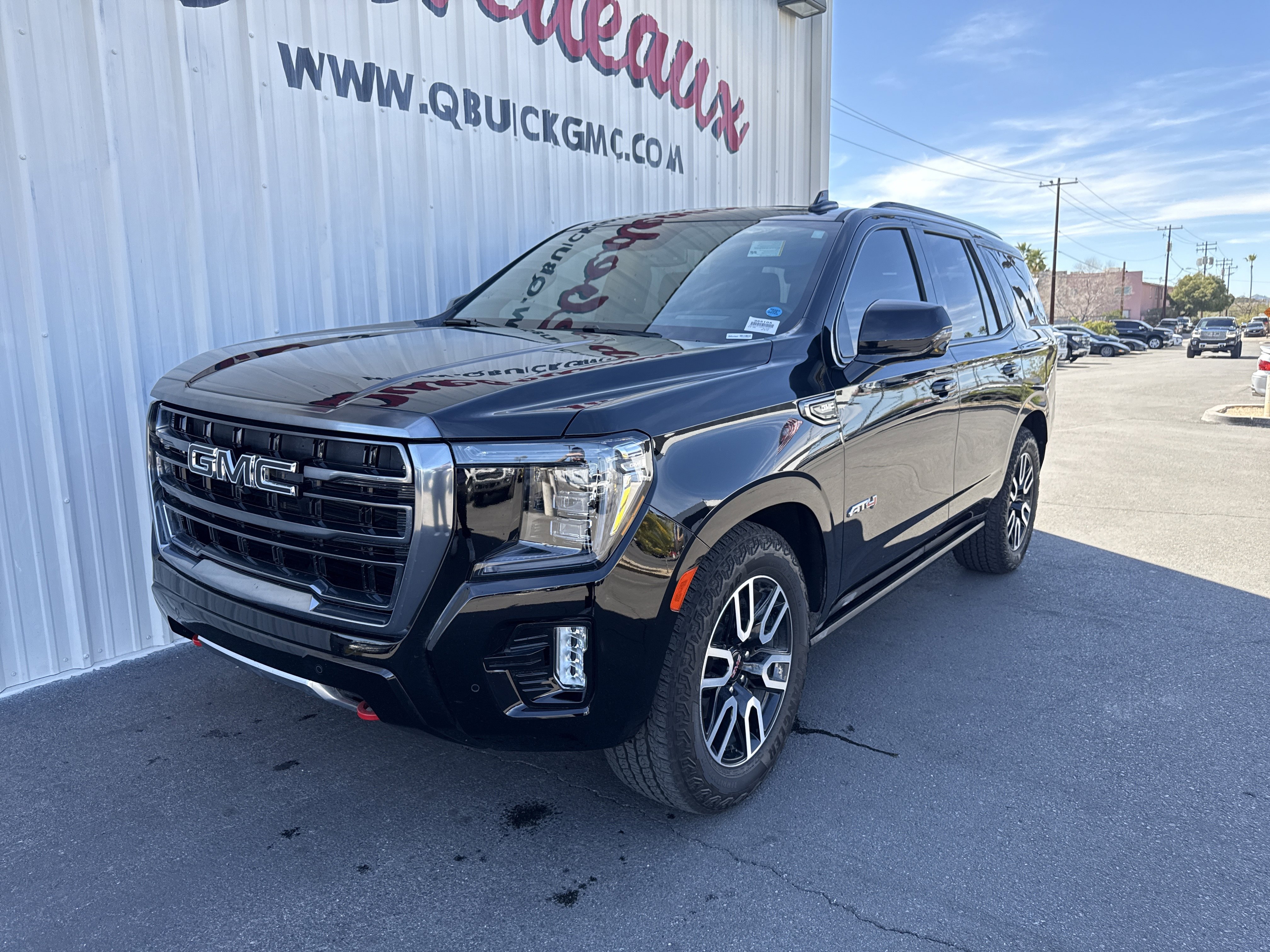 Used 2024 GMC Yukon AT4 w/ AT4 Premium Plus Package image 8