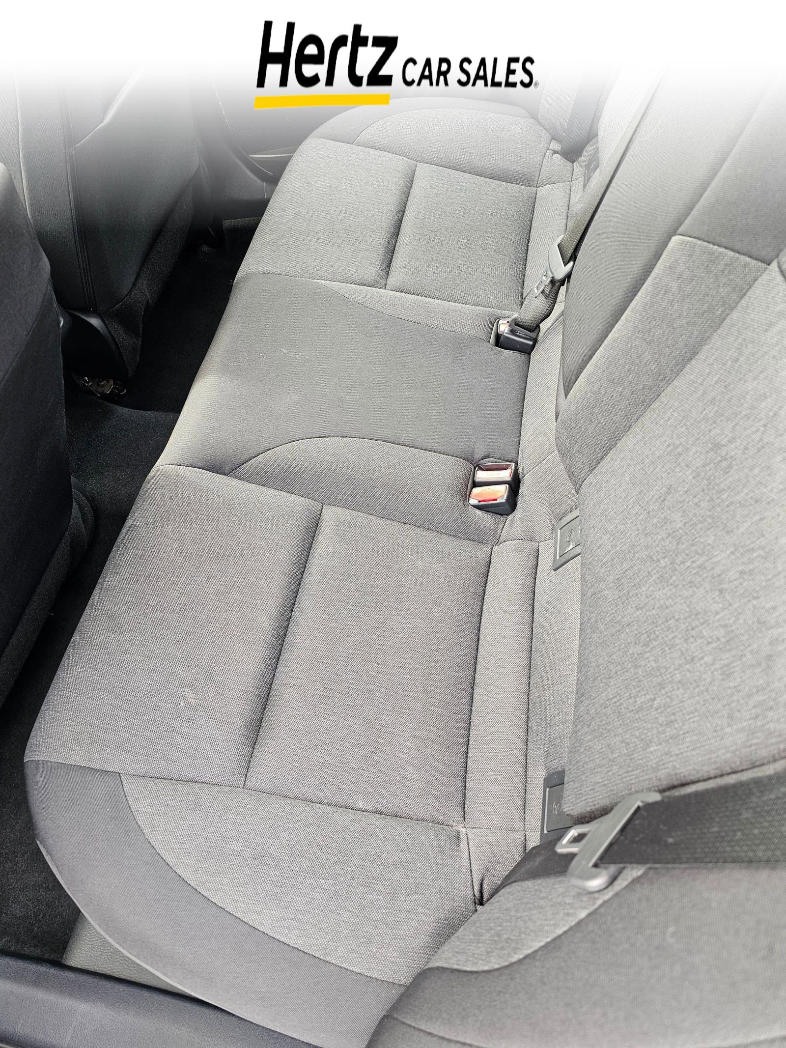 Used 2025 Toyota Camry LE image 10