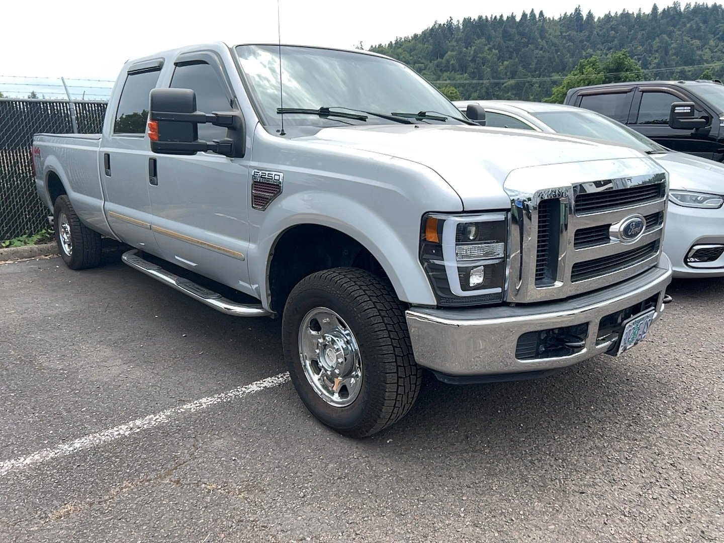 Used 2008 Ford F250 FX4 AWD/4WD image 2