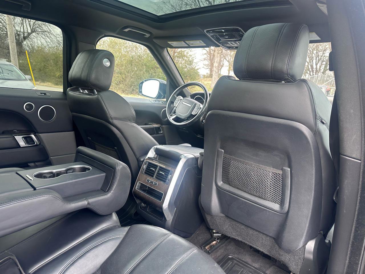 Used 2017 Land Rover Range Rover Sport HSE image 18