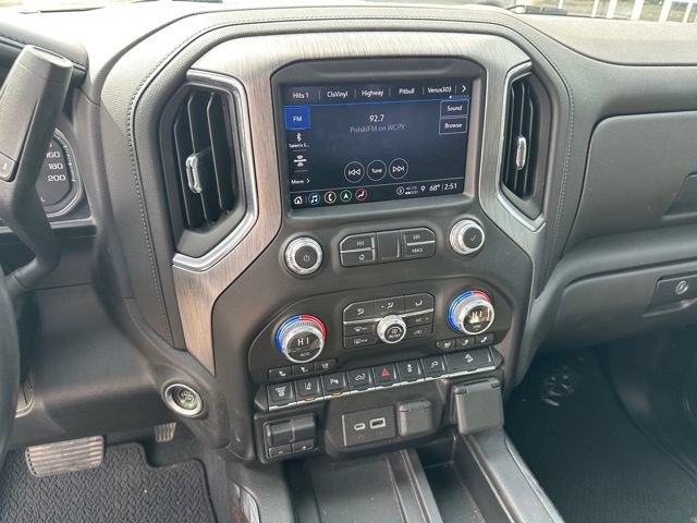 Used 2022 GMC Sierra 2500 Denali AWD/4WD image 18