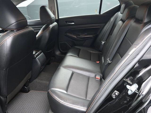 Used 2022 Nissan Altima 2.0 SR image 9