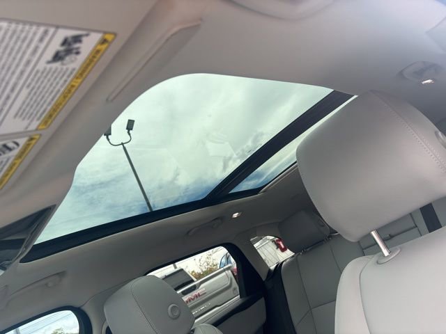 Used 2025 Land Rover Range Rover Velar S image 26