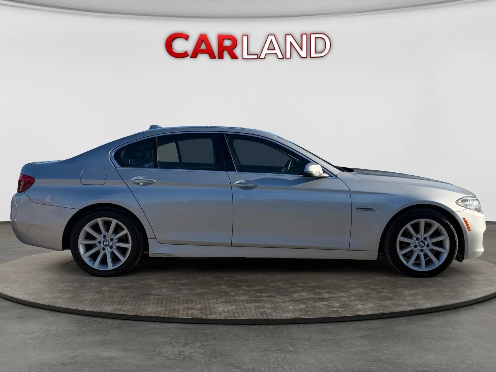 Used 2014 BMW 535d xDrive AWD/4WD image 7