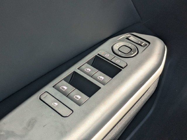 New 2026 Kia K4 GT-Line FWD image 24