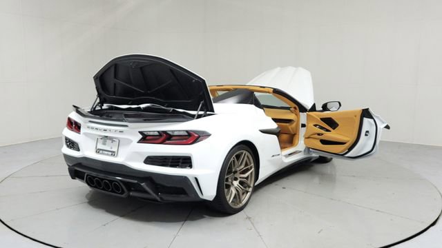 Certified 2023 Chevrolet Corvette Z06 w/ Stealth Interior Trim Package image 10