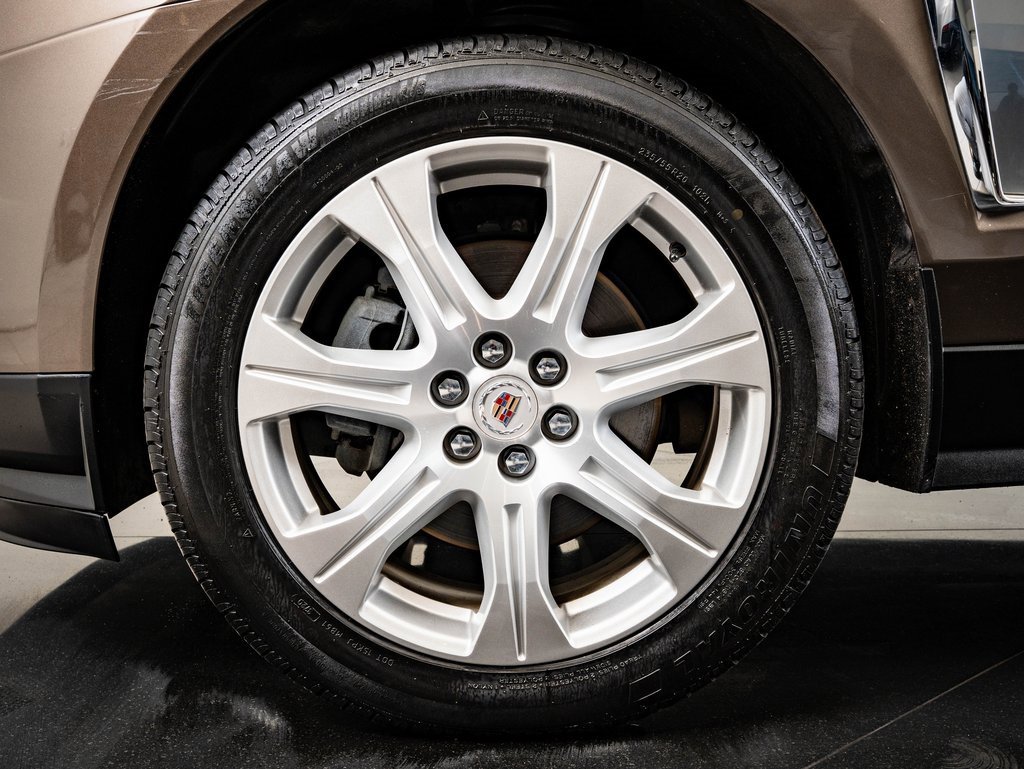 Used 2014 Cadillac SRX Performance w/ Driver Awareness Package image 13