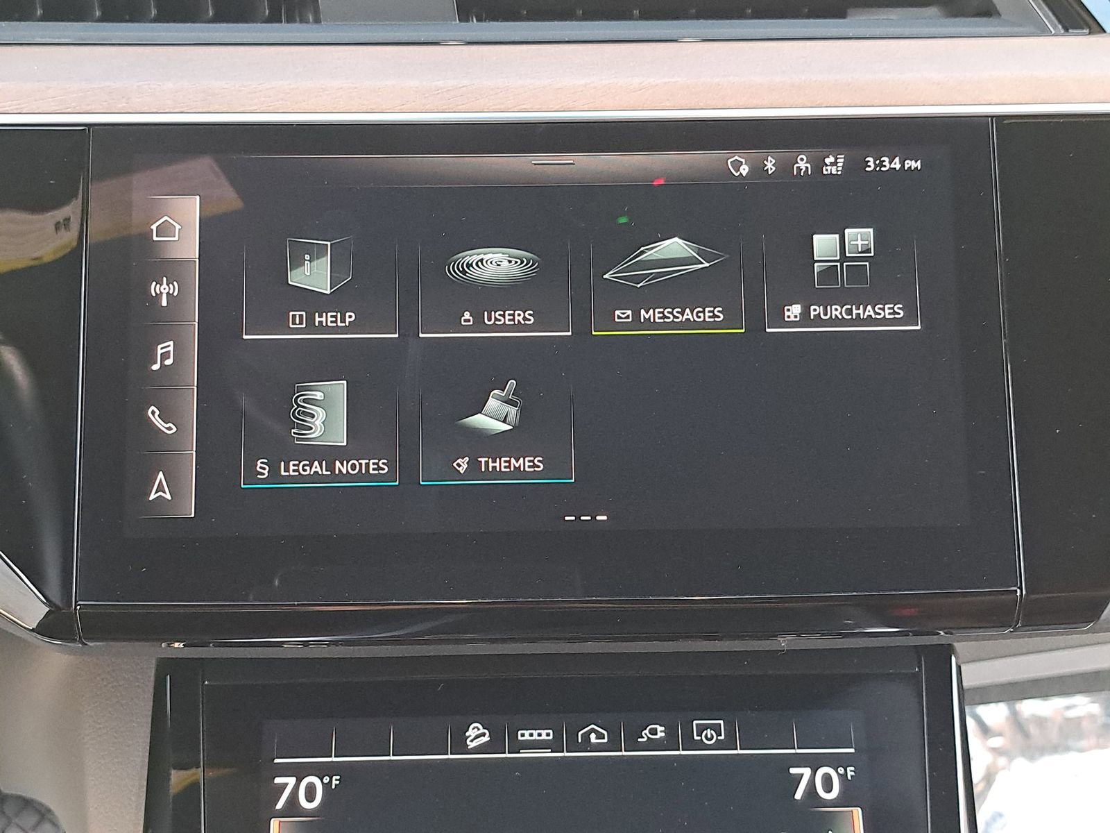 Used 2024 Audi Q8 e-tron Premium Plus w/ Premium Plus Package image 25