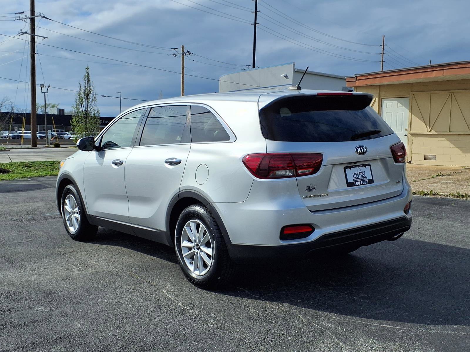 Used 2020 Kia Sorento L image 2