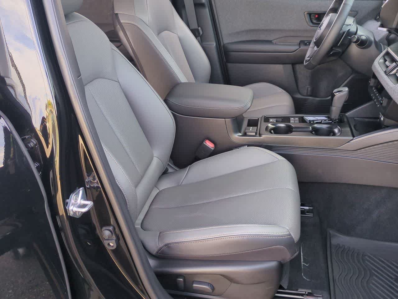 Certified 2026 Subaru Outback Limited AWD/4WD image 22