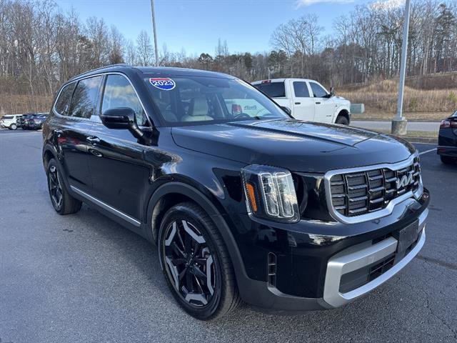 Used 2023 Kia Telluride S