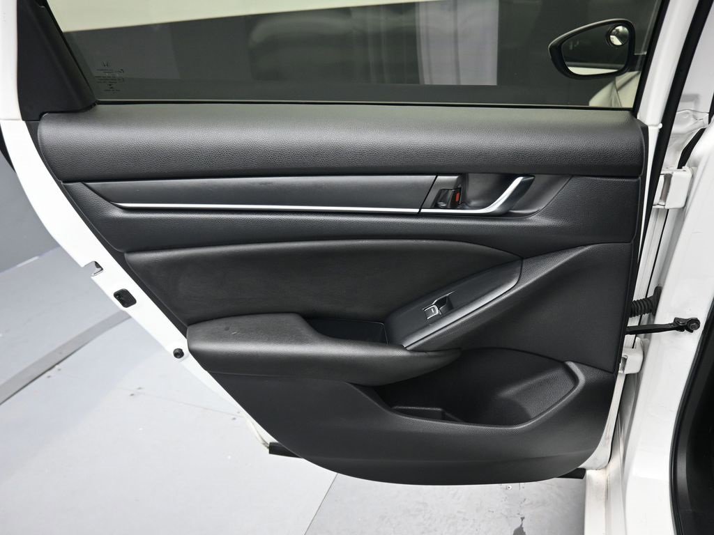 Used 2019 Honda Accord Sport image 31