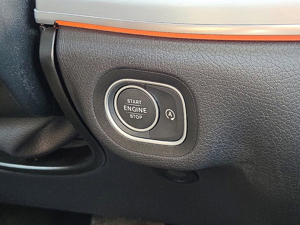 Used 2025 Mercedes-Benz GLE 350 4MATIC image 30