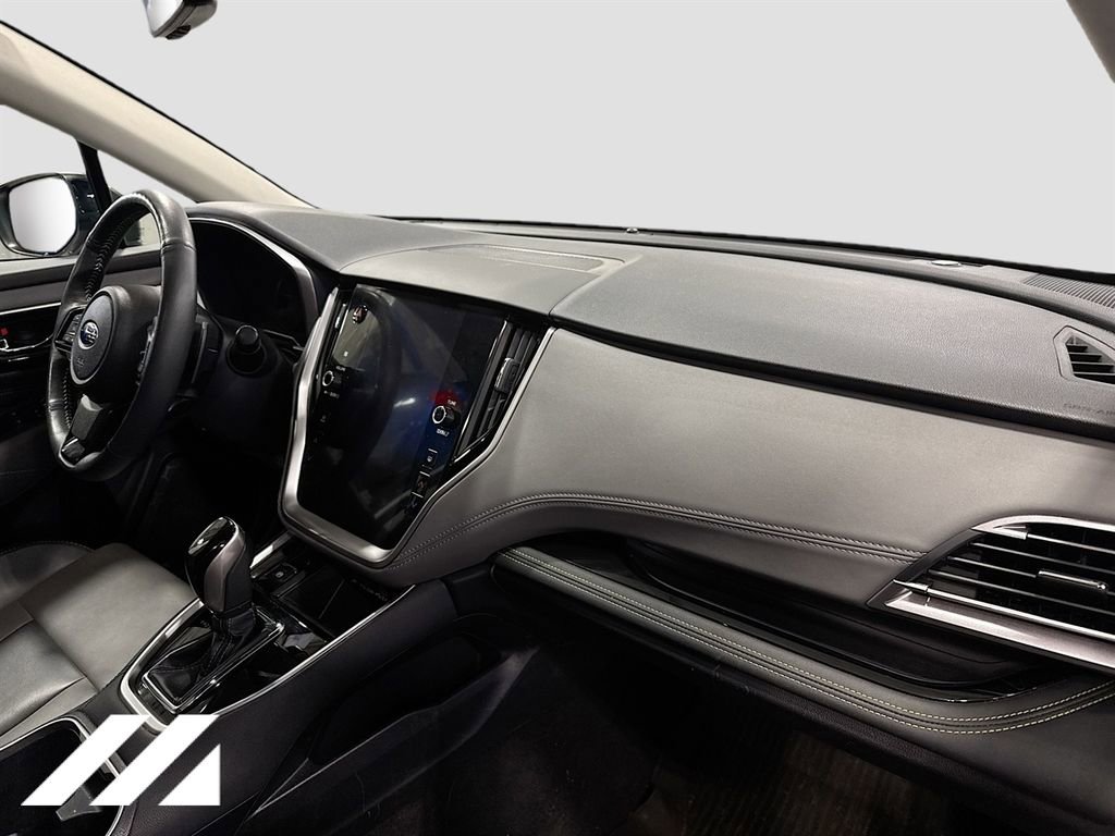 Used 2024 Subaru Outback Onyx Edition image 32