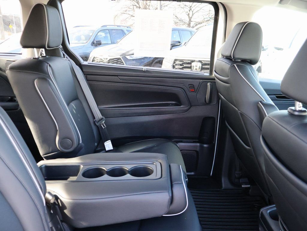 New 2026 Honda Odyssey Elite image 11