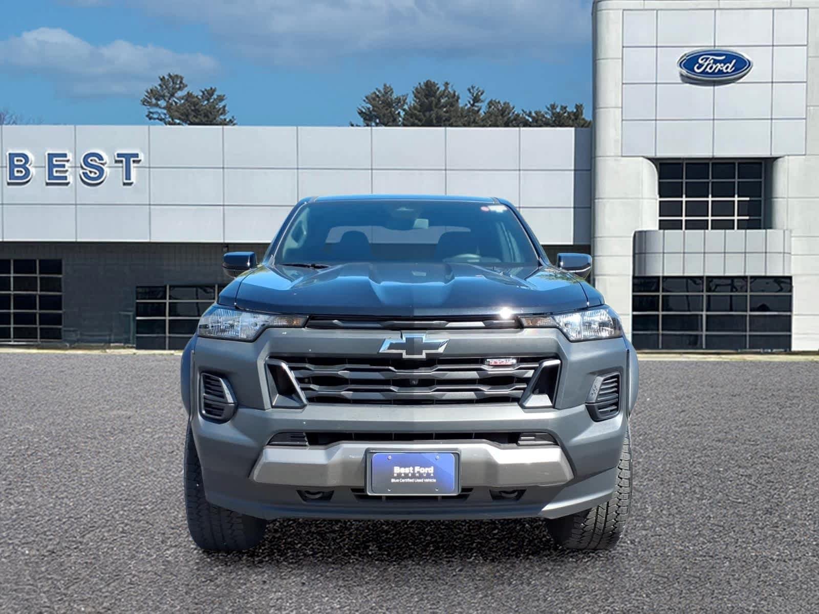 Used 2024 Chevrolet Colorado Trail Boss w/ Technology Package AWD/4WD image 14