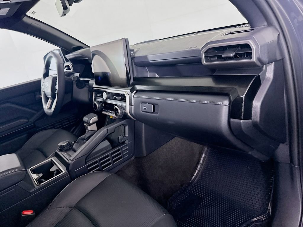 Certified 2025 Toyota 4Runner Limited image 30