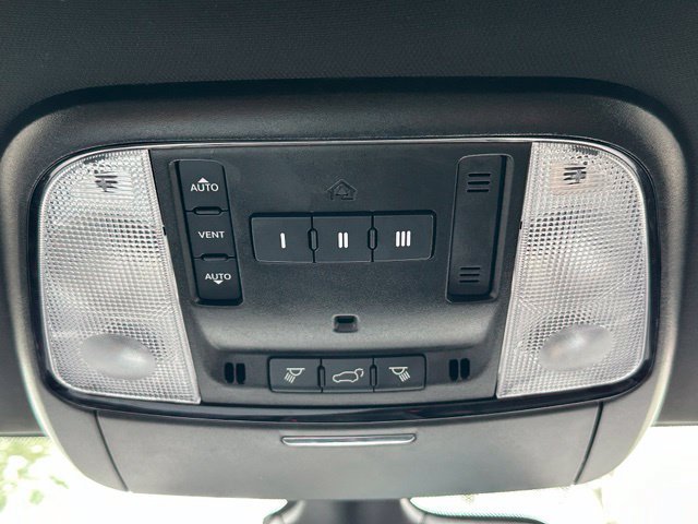 Used 2024 Dodge Durango GT AWD/4WD image 39