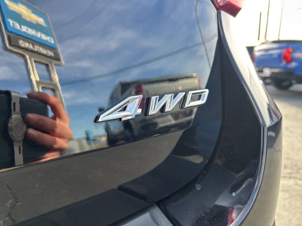 Used 2023 Ford Explorer XLT w/ Equipment Group 202A image 12