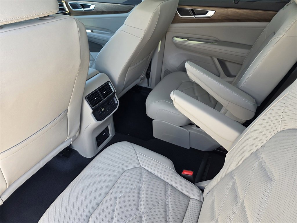 New 2026 Volkswagen Atlas SEL Premium R-Line image 19