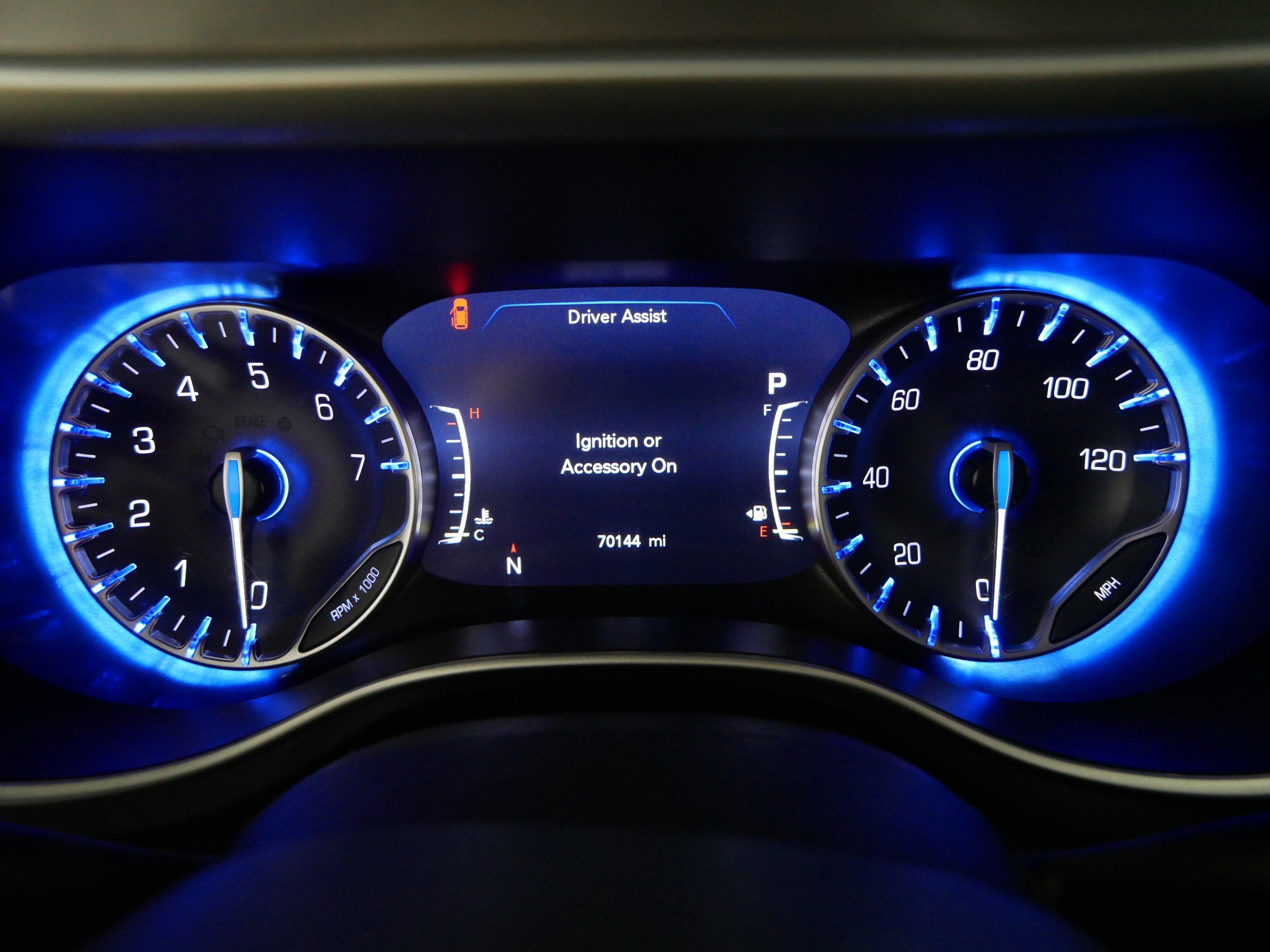 Used 2024 Chrysler Pacifica Touring-L image 21