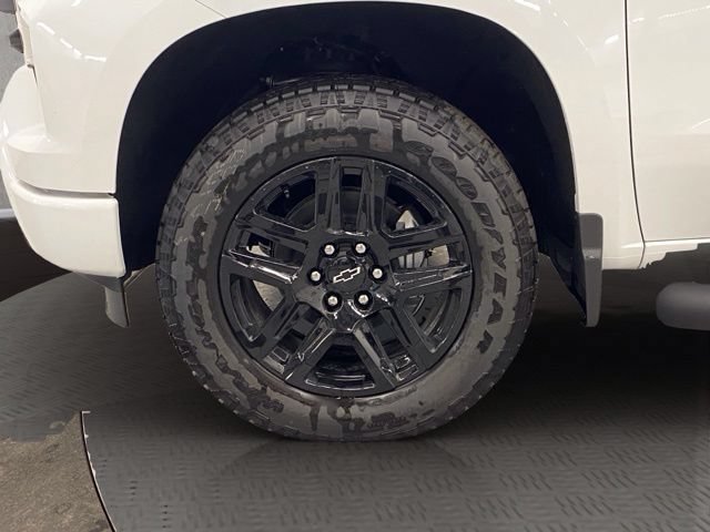 New 2026 Chevrolet Silverado 1500 Custom w/ Turbomax Blackout Package AWD/4WD image 10