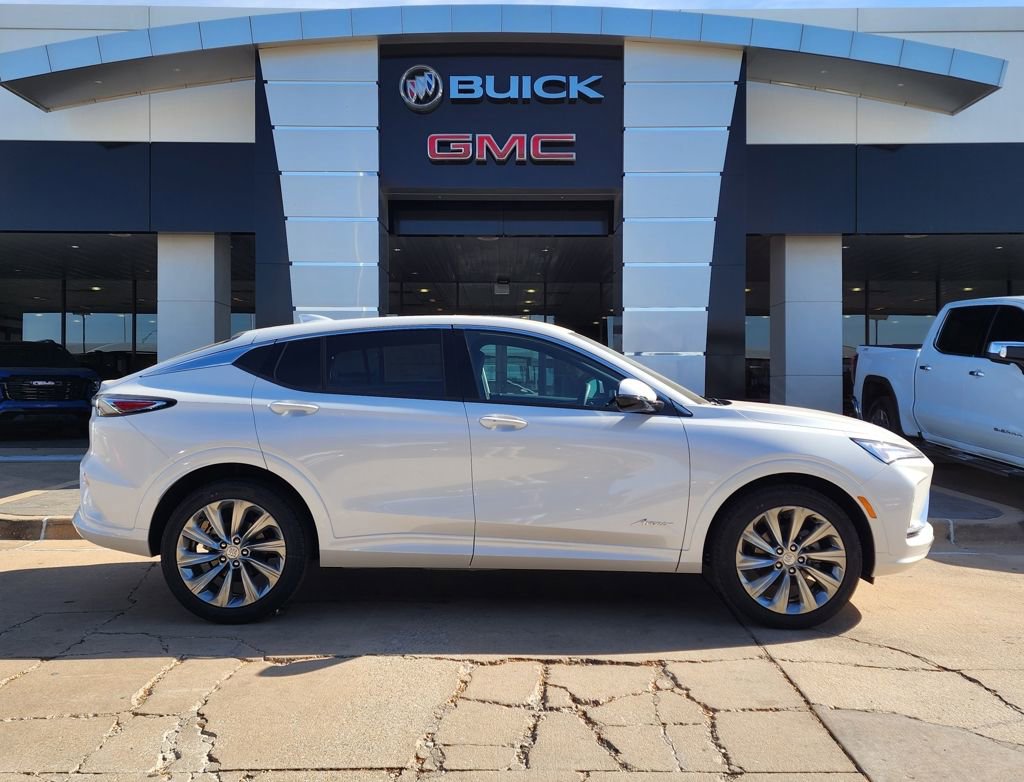 New 2026 Buick Envista Avenir FWD image 3