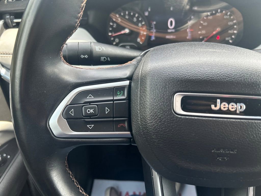 Used 2022 Jeep Compass Limited w/ Sun and Sound Group image 24
