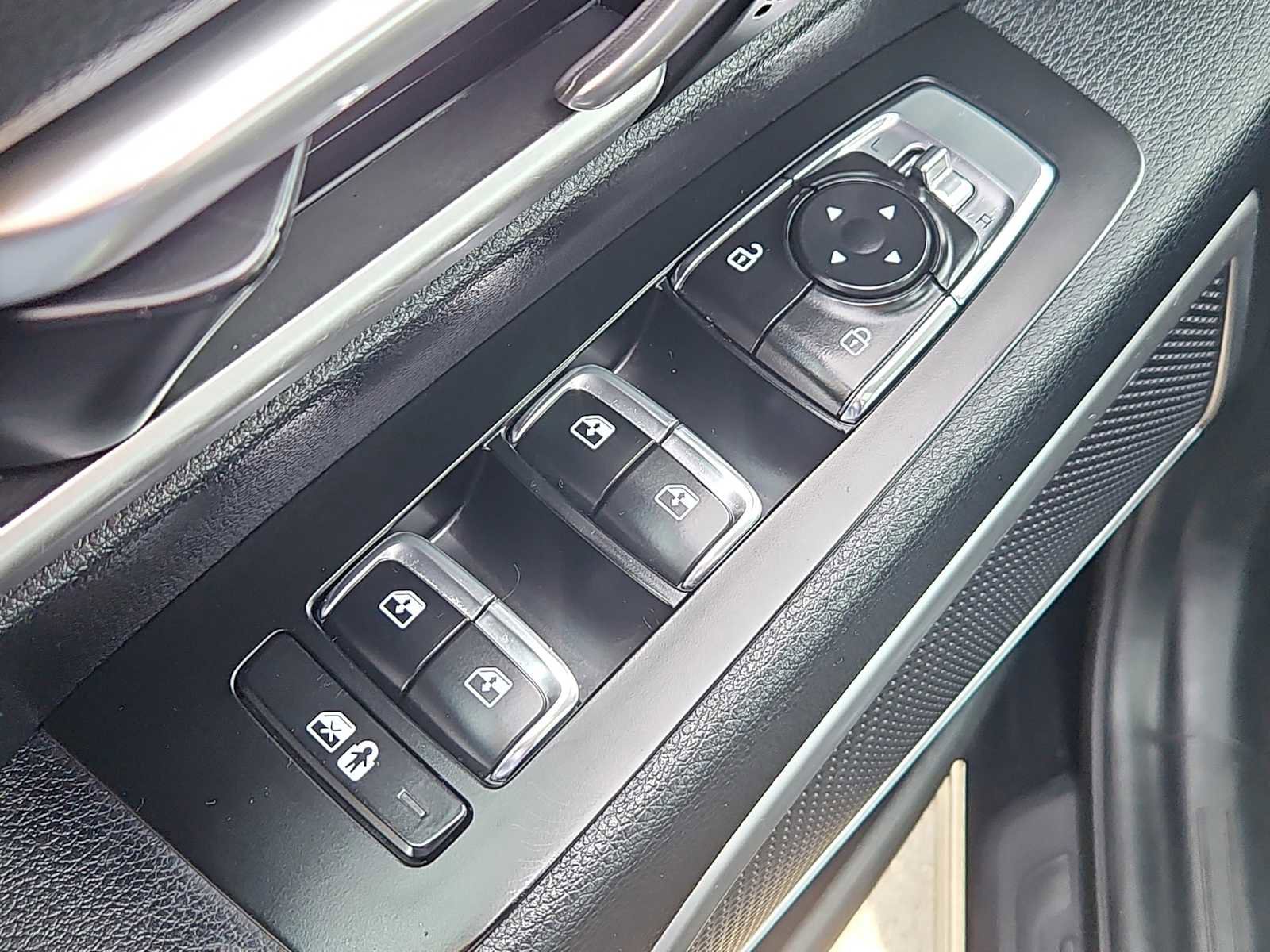 Used 2024 Kia Telluride S w/ S Sunroof Package image 25