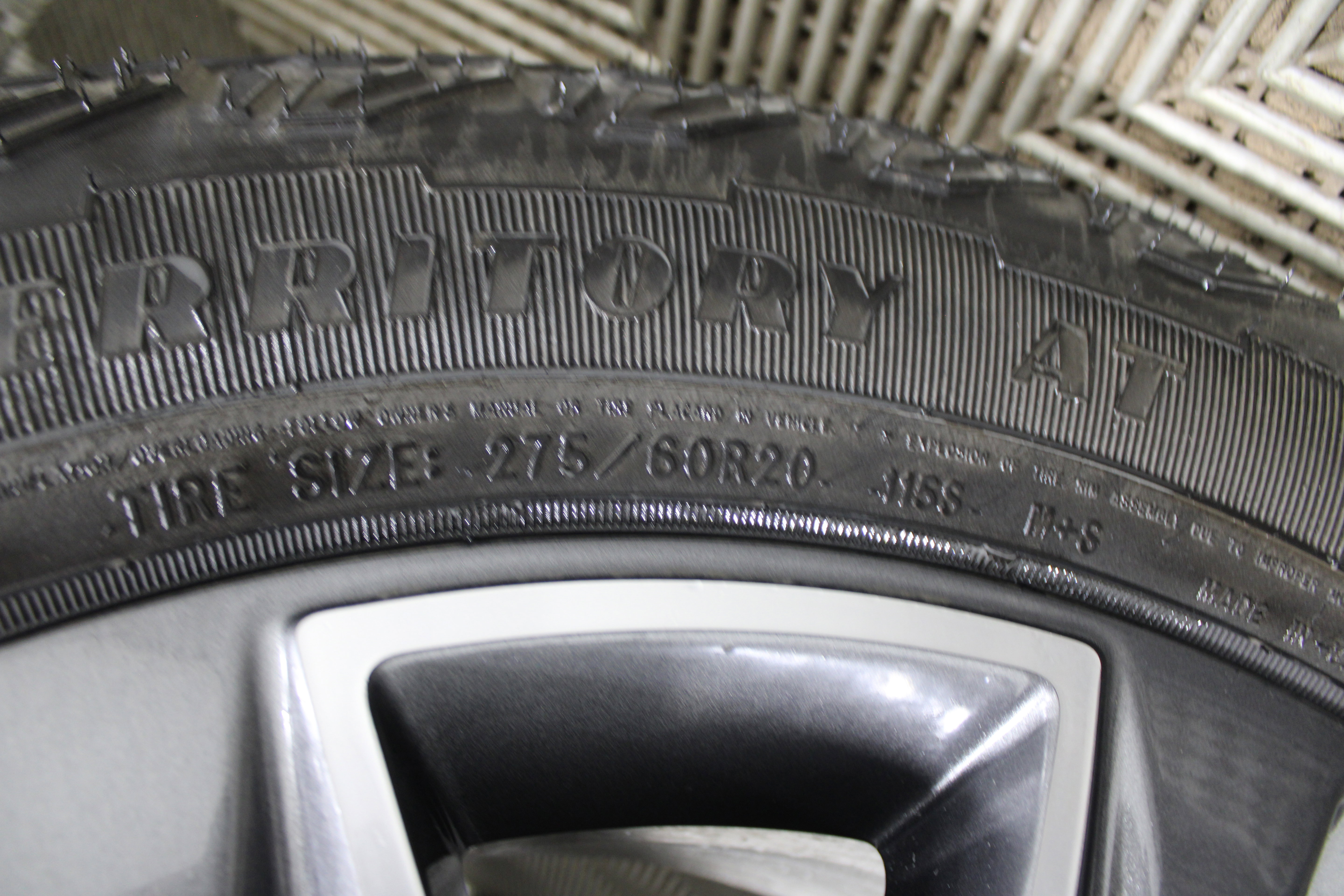 Used 2024 Chevrolet Suburban Z71 w/ Luxury Package image 42