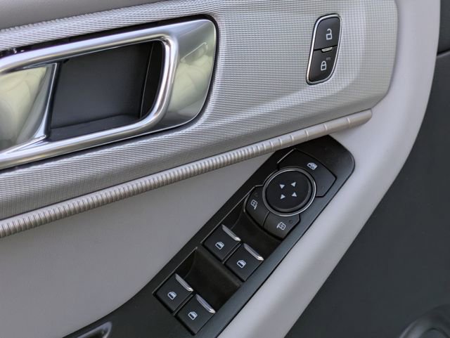 New 2026 Ford Explorer Active w/ Active Comfort Package RWD image 12