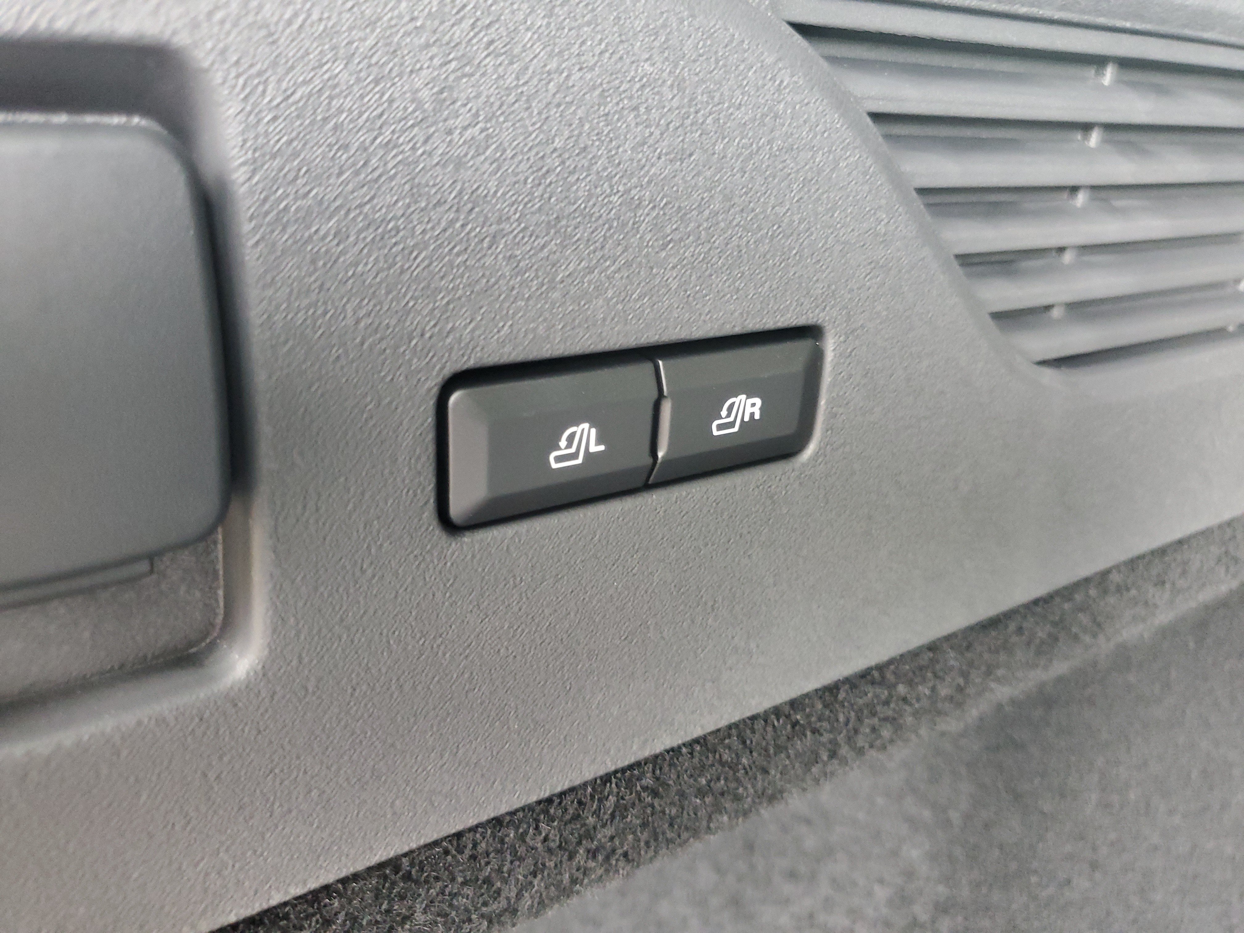 New 2026 Lincoln Nautilus Reserve AWD/4WD image 34