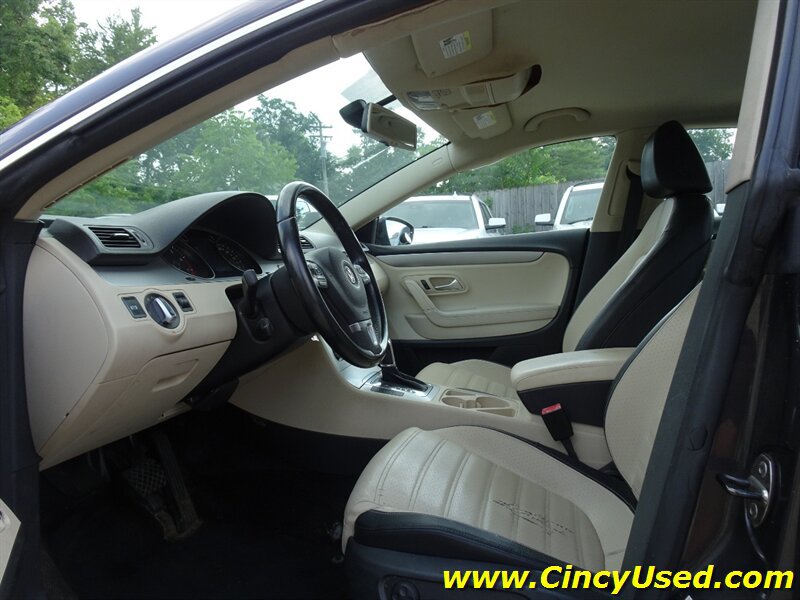 Used 2010 Volkswagen CC Sport FWD image 10