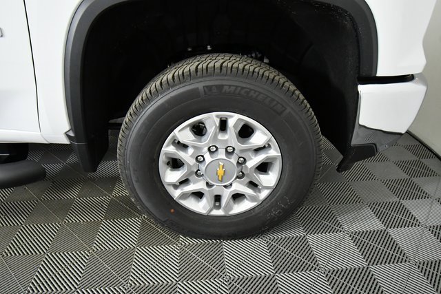 New 2026 Chevrolet Silverado 3500 LT w/ Convenience Package image 17