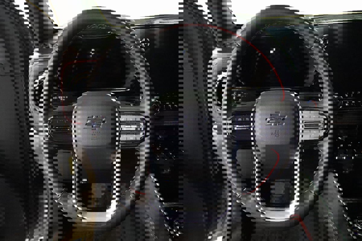 Used 2024 Chevrolet Colorado Z71 w/ Z71 Convenience Package 2 image 43