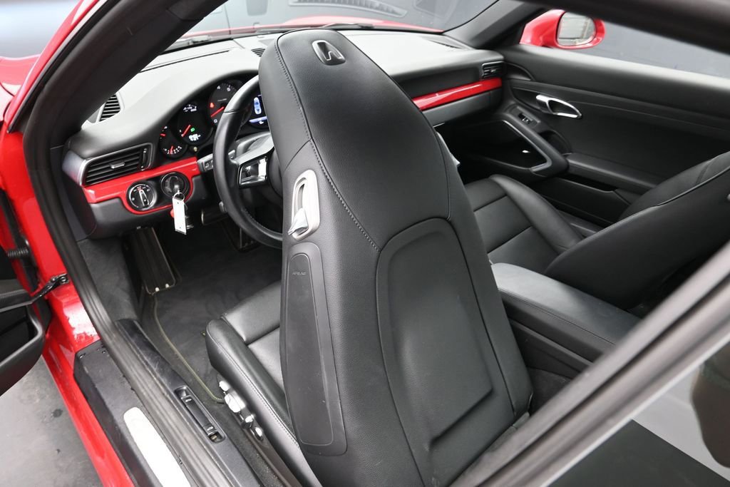 Used 2017 Porsche 911 Carrera S RWD image 19