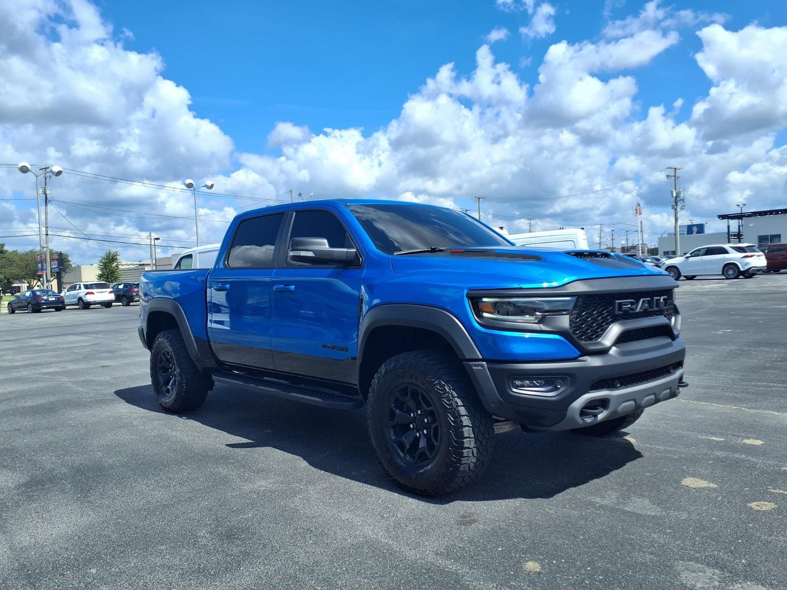 Used 2022 RAM 1500 TRX w/ TRX Level 1 Equipment Group AWD/4WD image 4